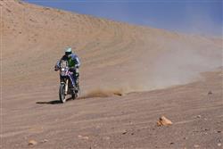 Dra�ba helmy Honzy Vesel�ho, jedin�ho �esk�ho motocyklisty na trati i v c�li Dakaru.