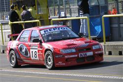 WTCC 2010 bohu�el bez st�le se lep��c� zna�ky Lada