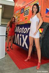 MOTORMIX: Tropick� Hustope�e, tov�rn� testy Fabie S2000i Autosalon Brno.