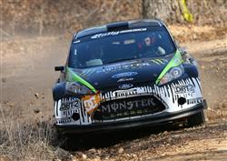 Rally America : Block za volantem Fordu Fiesta vyhrl sout 100 Acre Wood Rally ve stt Missouri.
