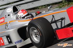 �e�t� vrcha�i p�estupuj� do F 3000. V�clav Jan�k i Milan Svoboda u� je maj� doma.