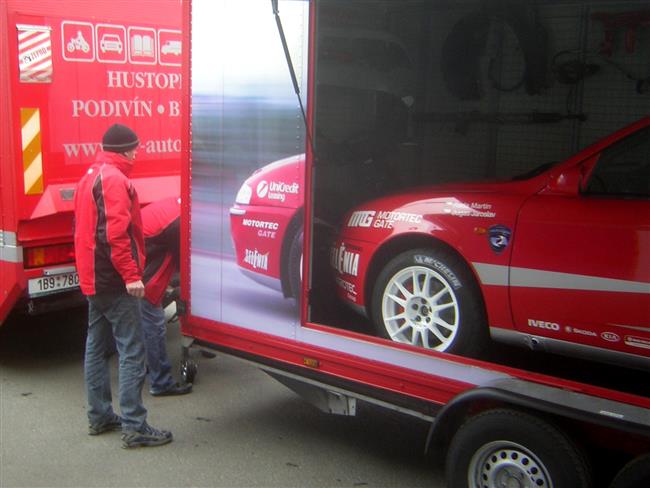 TK Martina Rady ped odjezdem na Rallye Monte Carlo 2012