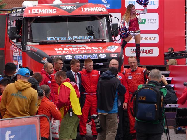 Martin van den Brink vyhrv 5. etapu Silk Way Rally