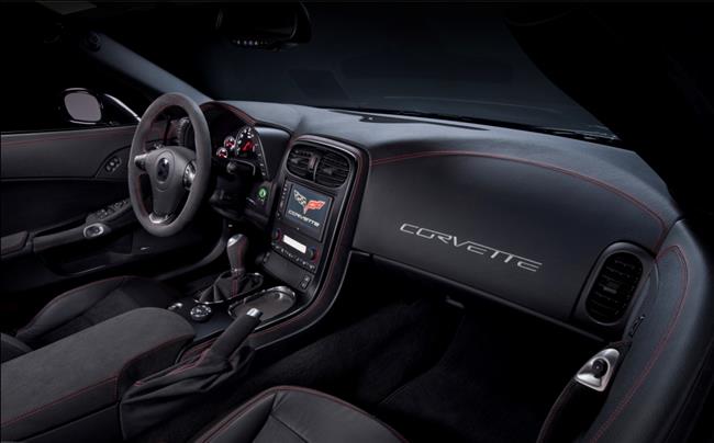2012 Chevrolet Centennial Edition Corvette je oslavou tradice zvodn