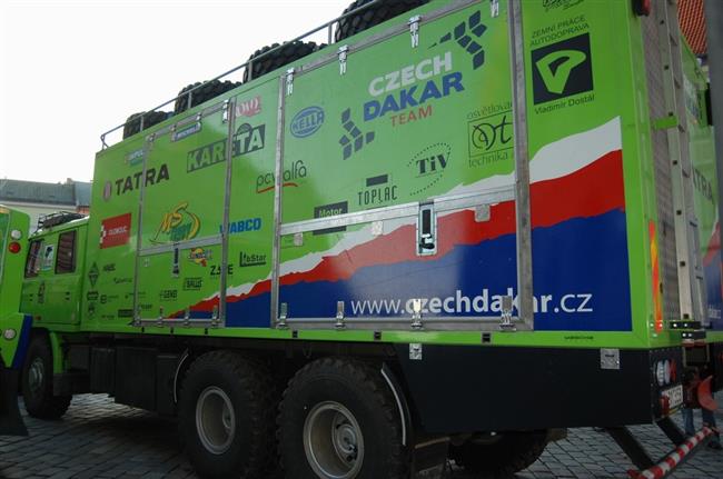 Czech Dakar team poktil na olomouckm nmst novka v tmu, ostrou TATRU