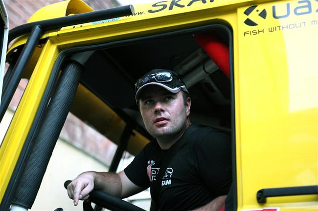 Dakar 2009: Argentinci motoristick sport miluj. Loprais vyrazil na rampu jako tet kamin