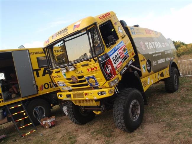 Extreme racing team s H3 EVO na pejmkch na Dakar 2011, foto tmu