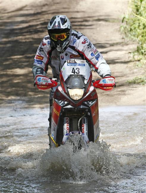 Kniha Rallye Dakar 2011 je na svt.Aneb Pohledy do zkulis  Petra Luska...