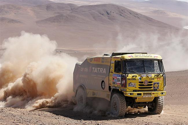 Dakar 2011: agin zathl a dojel pt mezi auty, Ale Loprais dr tet pozici