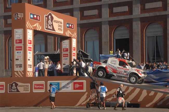 Dakar 2012 : v prvn etap Ale Loprais nejel zcela naplno a sval se s novou posdkou