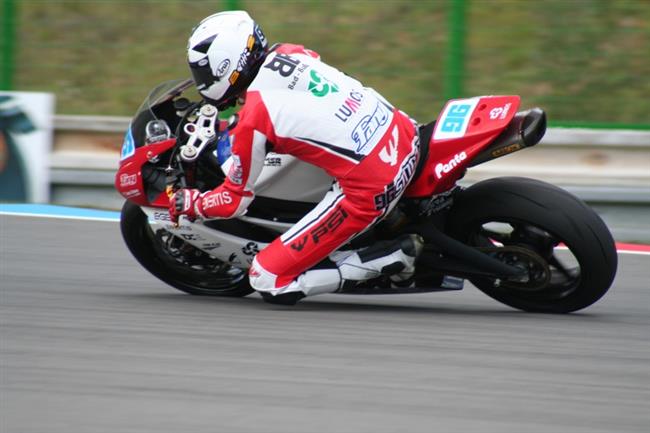 Motocyklov MS Racing v Portimau testoval ped zatkem pohru FIM Superstock 1000