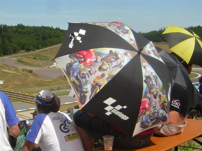 MS Superbike v Brn 2011, atmosfra zvodu - nedle