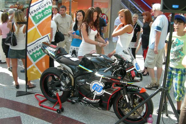 MS Superbike v Brn 2011 a TK v OC Olympia objektivem Z. Brzdy