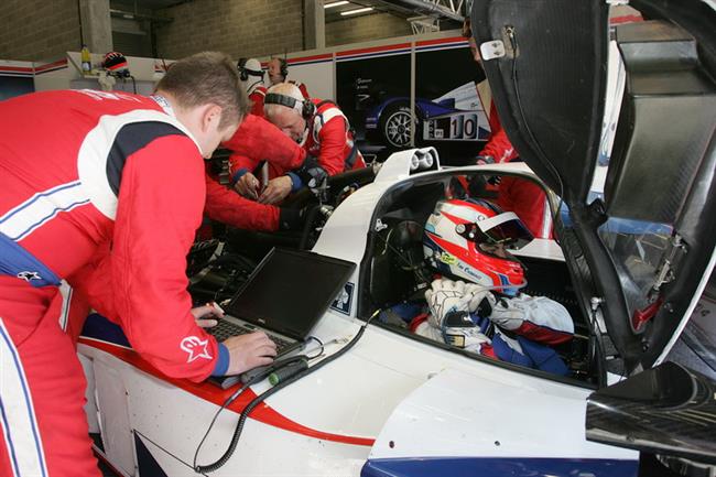 LMP1 a esk Lola i Aston ve Spa 2008, foto BPA