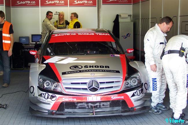 Jarn Most 2009: Thodinov zvod vyhrl Mercedes z DTM, druh Minek. Spousta karambol i odstoupen