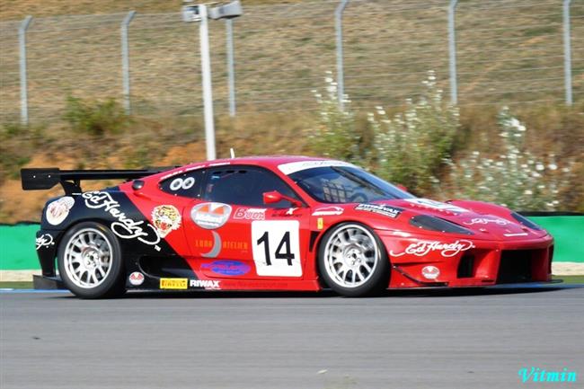 PCMO 2009 - Ferrari tmu Ed Hardy v akci objektivem Vt Klgla