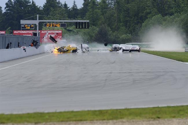 FIA GT 2010 v Brn a ohniv nehoda Lamborghini objektivem Jirky Marka