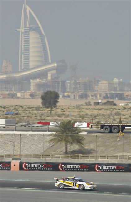 24 hod Dubaj 2010 - oficiln foto poadatel