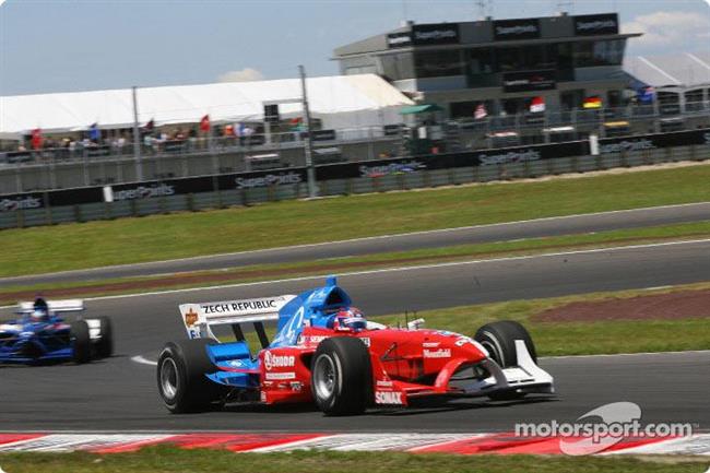 A1 GPv Brands Hatch : Konec sezony pat Janu Charouzovi