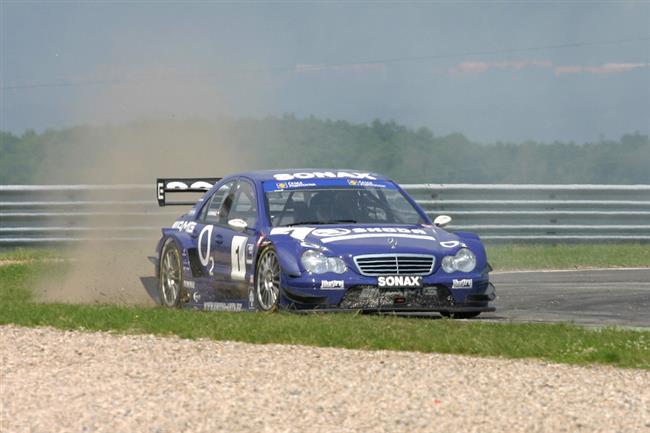FIA GT: Jani podruh v barvch Scuderia Ecosse