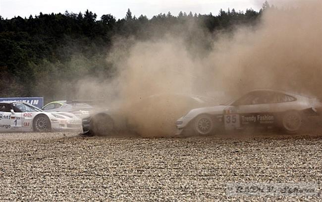 FIA GT3: Druh msto v hodnocen Corvette v Nogaru pro Lacka s Vojtchem