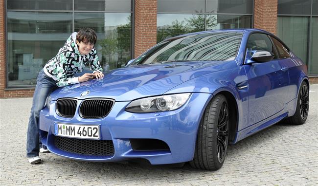 Martina Sblkov v nov  roli: testovala BMW M3 Coup.