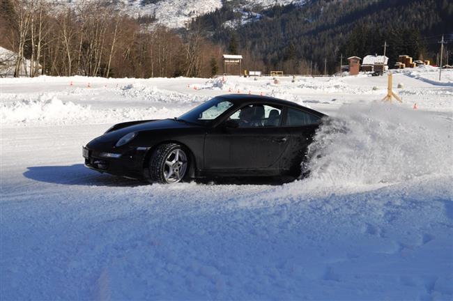 Minkova stj  na snhu v Rakousku - Snow Driving Advanture 2010
