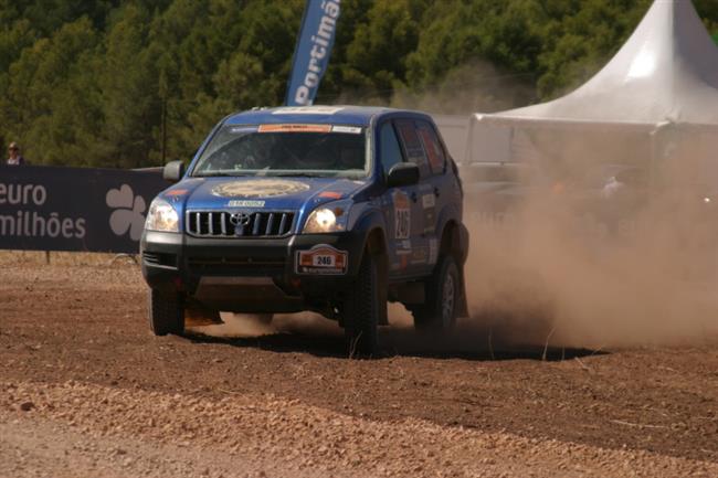 Prask tm Offroad centrum m na Rallye Dakar 2009. S Katanem a  s Janekem a Chytkou