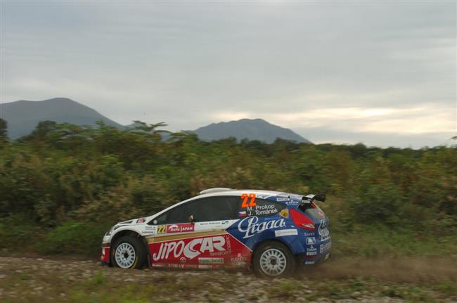 Martin Prokop s Janem Tomnkem udreli i po druh etap Japonsk rally 2010 druh msto