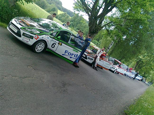 Rallye testovac jzdy FiestaCUPu pokrauj na letiti Ln u Plzn a v Biskupicch.