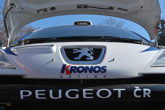 V nedli dorazil do R nov Peugeot  207 S2000, v pondl ji Valda testoval