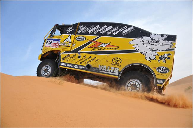 Az do posledniho km se kamion KM Racing spn rval o prvenstvi na BAJA Spain Aragon 2009.