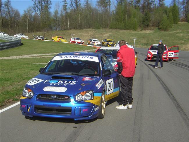 Na  Rallye Stela ihle pt posdek s vozy Ford Fiesta1,3 Cup