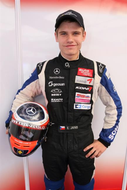 V Brands Hatch o vkendu pokrauje Euroserie F3i s Erikem Janiem