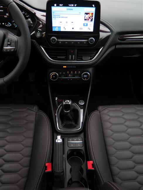 Test luxusn verze Vignale Ford Fiesta s motorem 1,0 Turbo