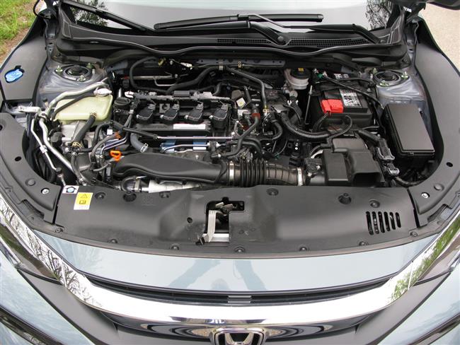 Honda Civic 1,5 Turbo Prestige s automatem CVT