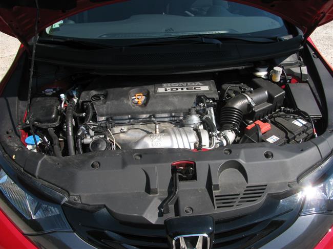 Honda Civic Sport nov generace s spornm naftovm motorem 2,2  i-DTEC
