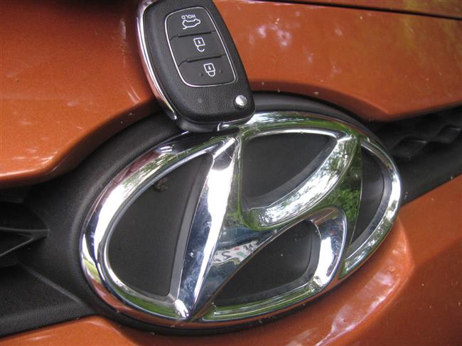 Test novho Hyundai i10 s litrovm motorem na benzn a CNG