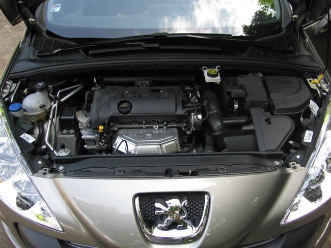 Redakn test vozu Peugeot 308 s benznovm motorem 1,6 VTI