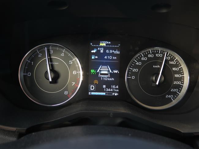 Test Subaru Impreza se symetrickm pohonem vech kol, 1,6 benznem a pevodovkou CVT