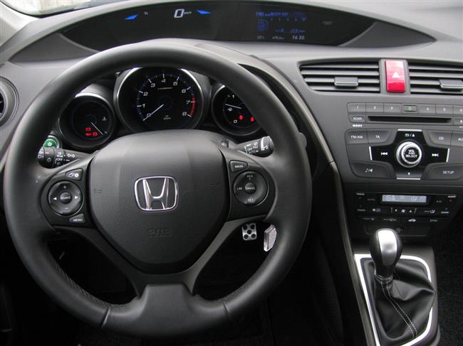 Honda Civic Sport s benznovm motorem 1,8 VTEC