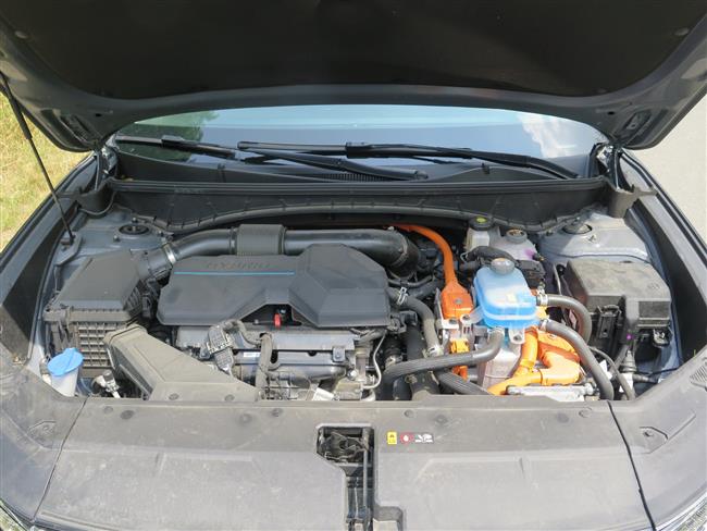 Test Hyundai Tucson s 1,6 benznem plug in hybrid ve tykolce