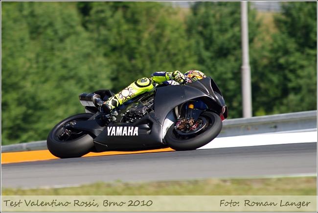 MotoGP 2010: Uzdraven Valentino Rossi v pln form pijede ji za pr dn do Brna