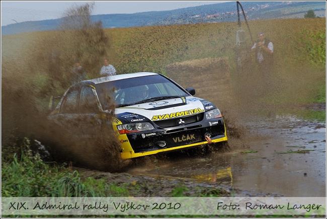 V nejsilnj sestav i s WRC se pedstavil JT ha group rally team ve Vykov.  Ale ale