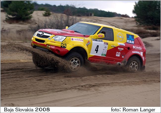 Cross country cars : Baja Slovakia 2009 opt v pscch a  jen kousek od eskch hranic