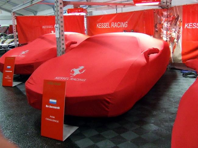 Ferrari Racing Days Brno 2009  odstartoval. Prvn fotografie