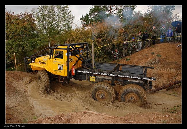 Trucktrial odstartuje ve vojenskm prostoru Teleek u Milovic u Nymburka