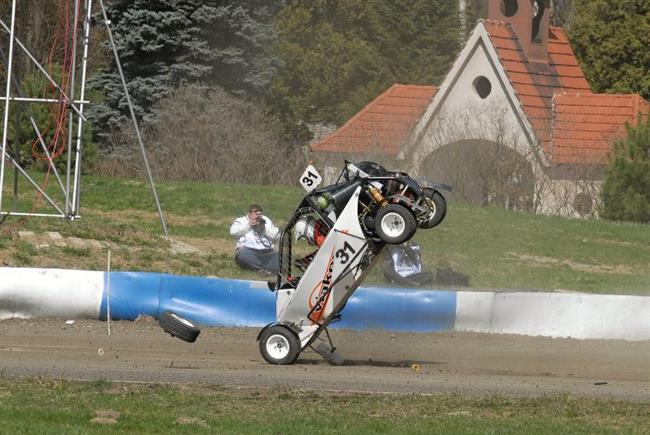 CRASH T.Racek & P.Novk v Sosnov ,foto Lubo Novosd