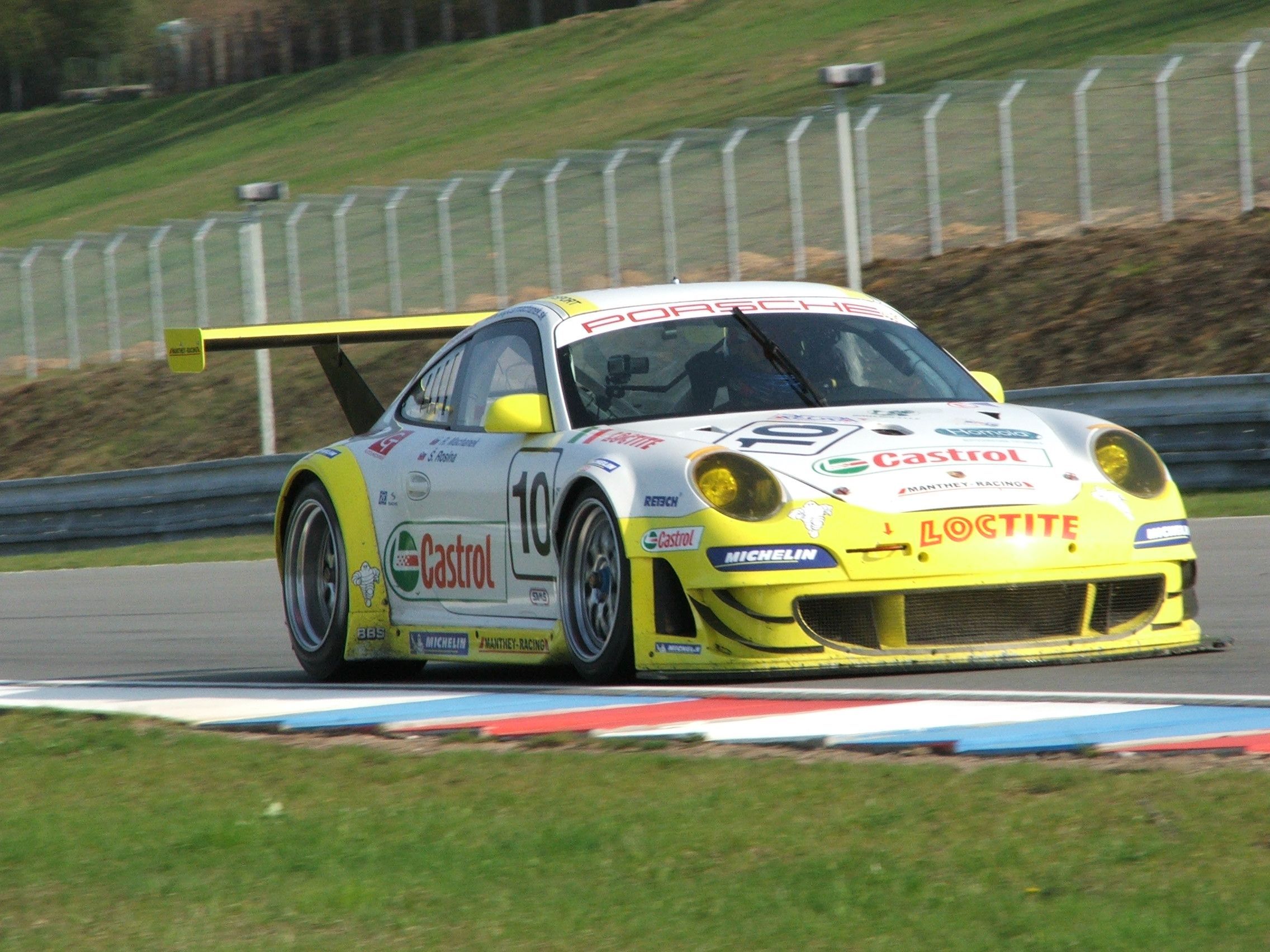 Porsche7.jpg