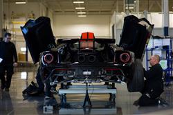 Ford Performance zahajuje vrobu novho supersportovnho modelu Ford GT